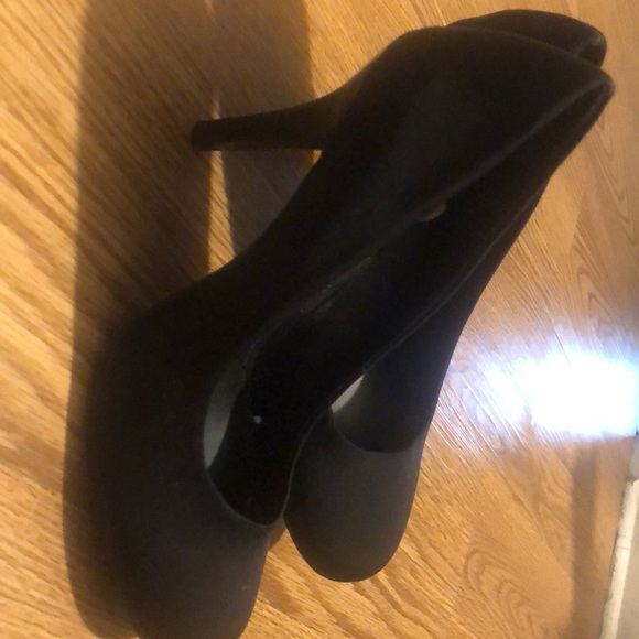 ana matte chic black heel w shiny hi heel - Picture 2 of 7